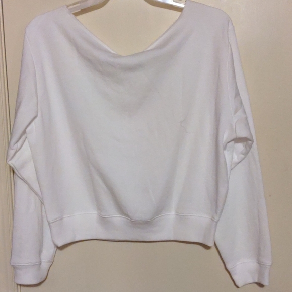 🔥🔥 VS Pink off the shoulder sweatshrt top XL NWT - Picture 5 of 6